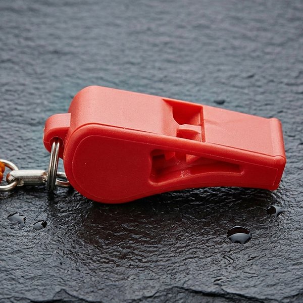 REFEREE WHISTLES – PEALESS